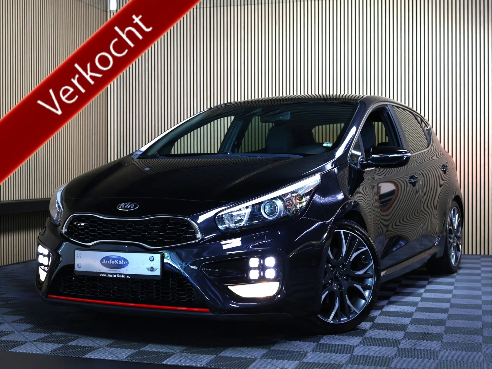 Kia Cee'd (2014) — foto 1