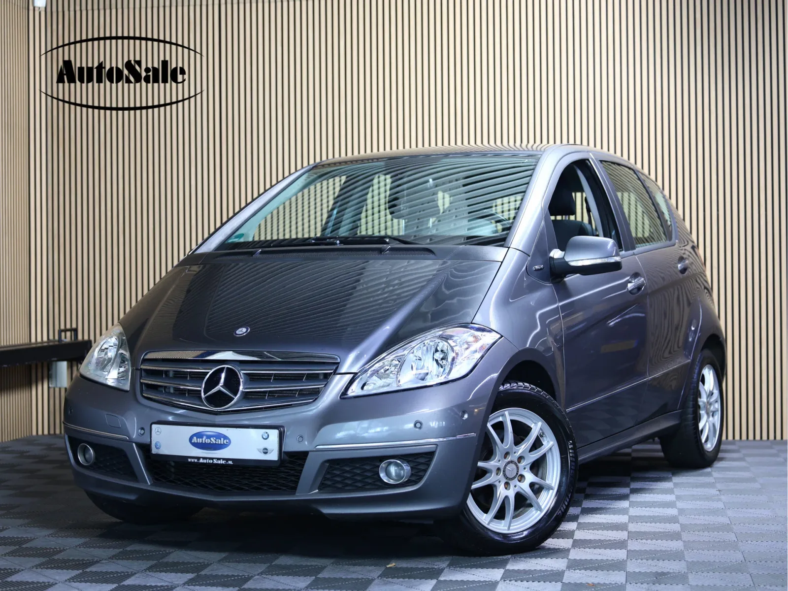 Mercedes-Benz A-Klasse (2012) — foto 1