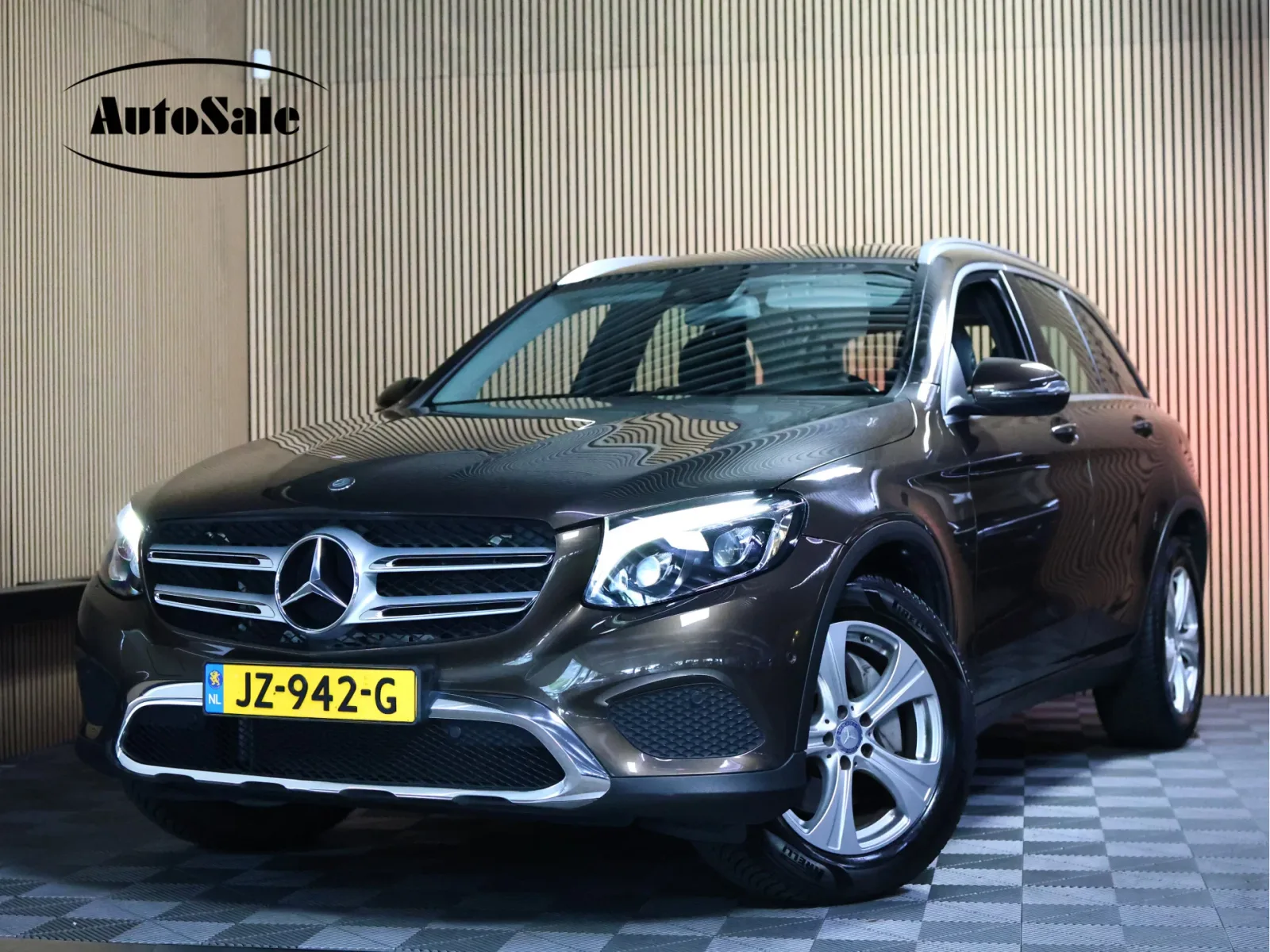 Mercedes-Benz GLC-Klasse (2016) — foto 1