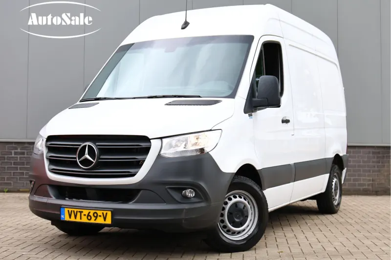 Mercedes-Benz Sprinter (2023)