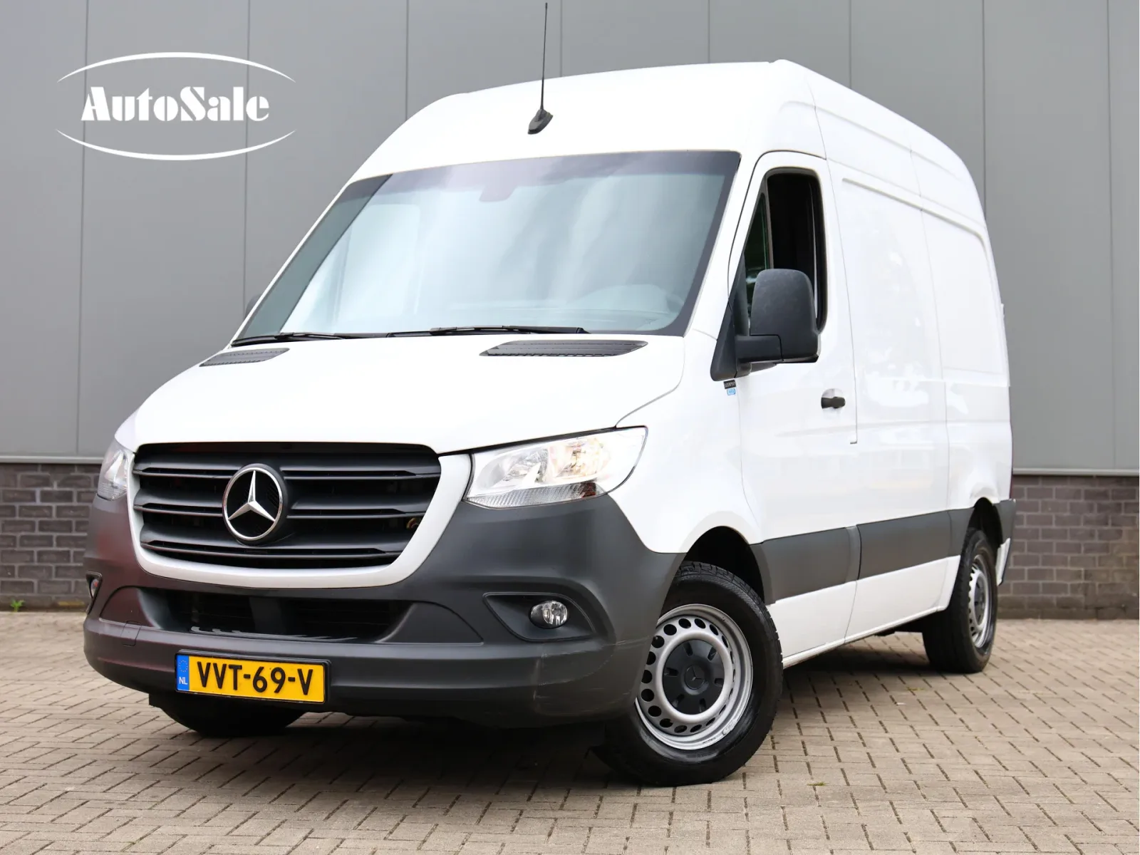 Mercedes-Benz Sprinter (2023) — foto 1