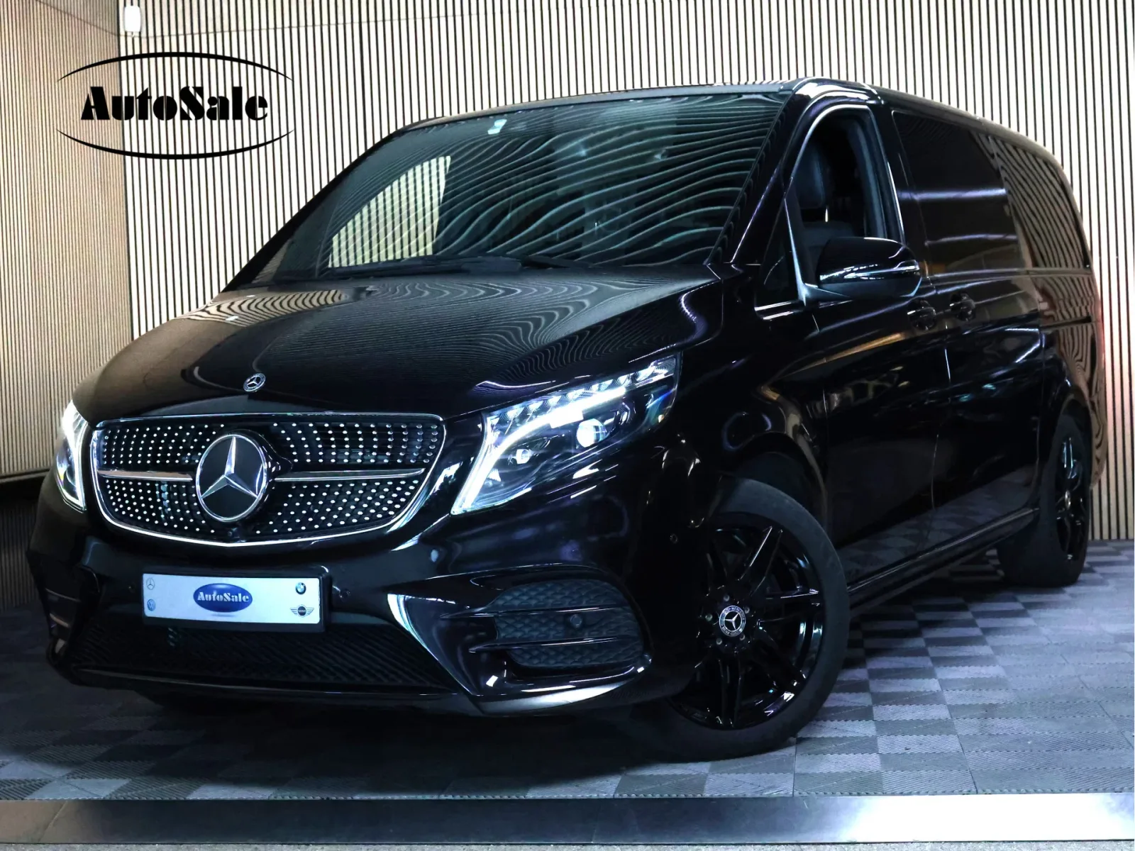 Mercedes-Benz V-Klasse (2024) — foto 1