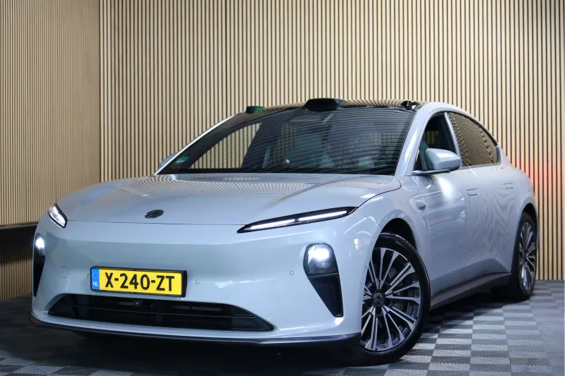 NIO ET5 (2024)