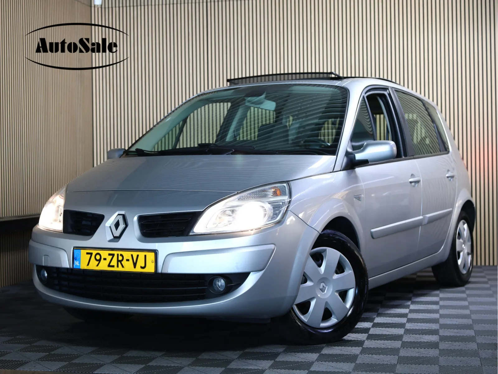 Renault Scénic (2008) — foto 1