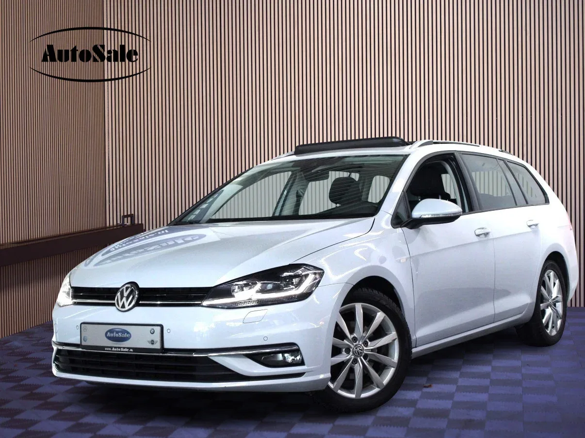 Volkswagen Golf (2019) — foto 1