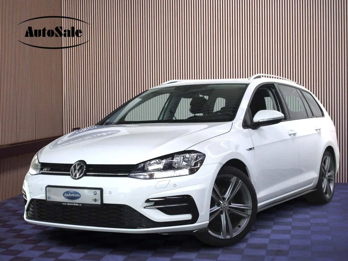 Volkswagen Golf (2019) — foto 1