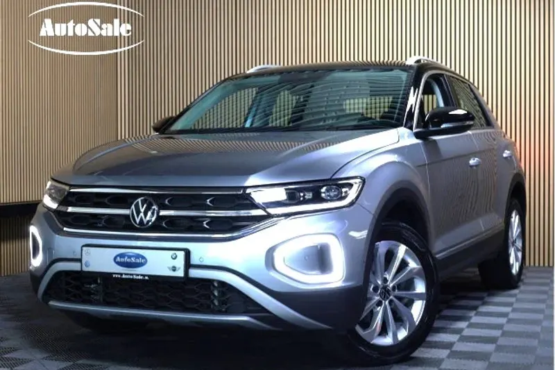 Volkswagen T-Roc (2023)