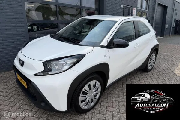 Toyota Aygo (2022) — foto 1
