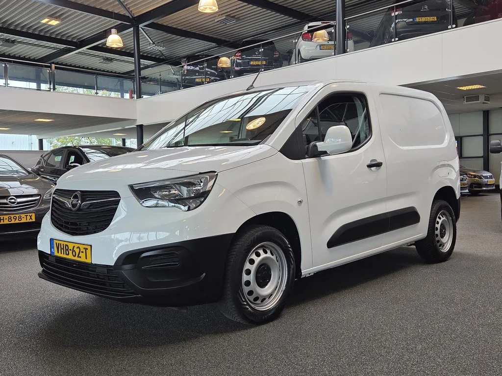 Opel Combo (2020) — foto 1