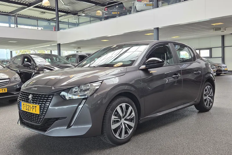 Peugeot 208 (2023)