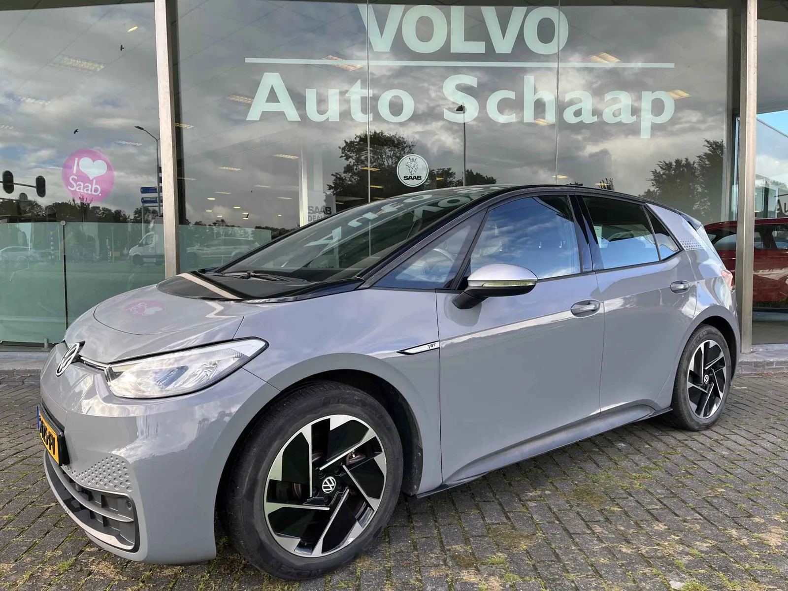 Volkswagen ID.3 (2020) — foto 1