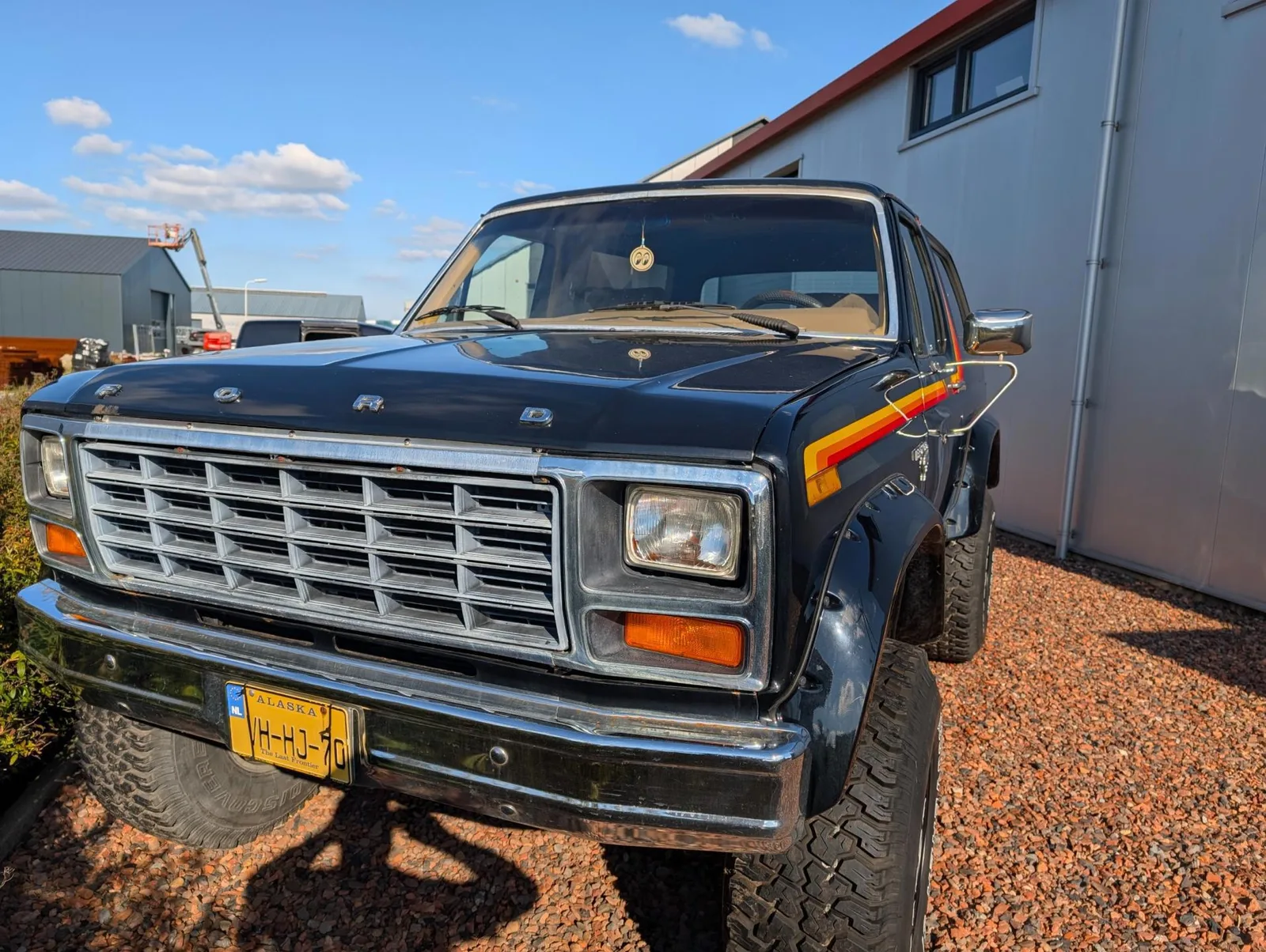 Ford Bronco (1986) — foto 1