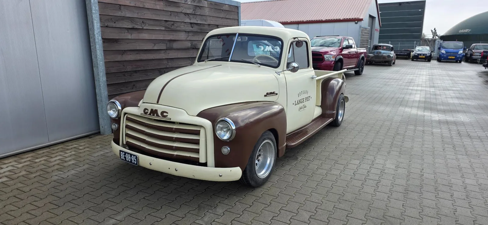 GMC 1/2 TON PICKUP LWB (1951) — foto 1