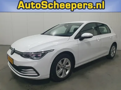 Volkswagen Golf (2021) — foto 1