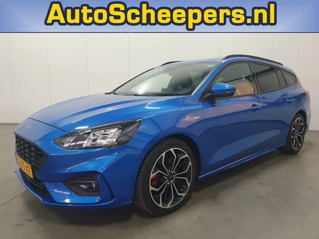 Ford Focus (2020) — foto 1