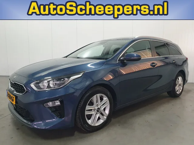 Kia Ceed Sportswagon (2021) — foto 1
