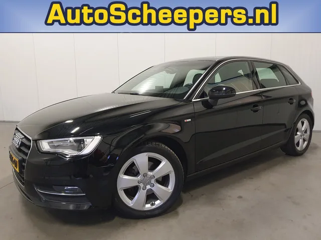 Audi A3 (2015) — foto 1