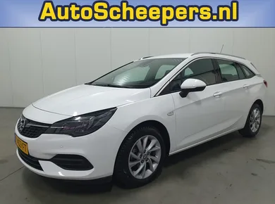 Opel Astra (2020) — foto 1