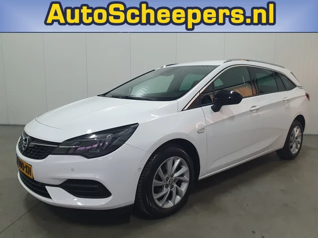 Opel Astra (2021) — foto 1