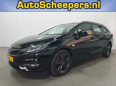 Opel Astra (2021) — foto 1