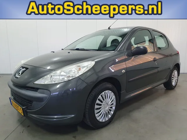 Peugeot 206+ (2011) — foto 1