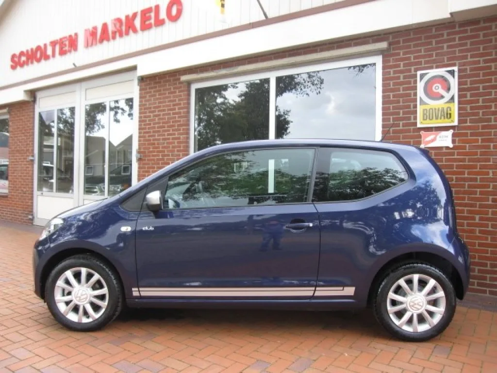Volkswagen Up (2016) — foto 1