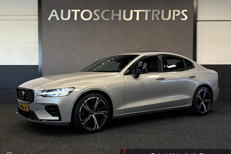 Volvo S60 (2023)