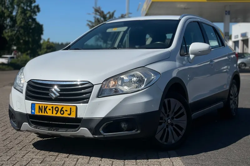 Suzuki SX4 S-Cross (2016)