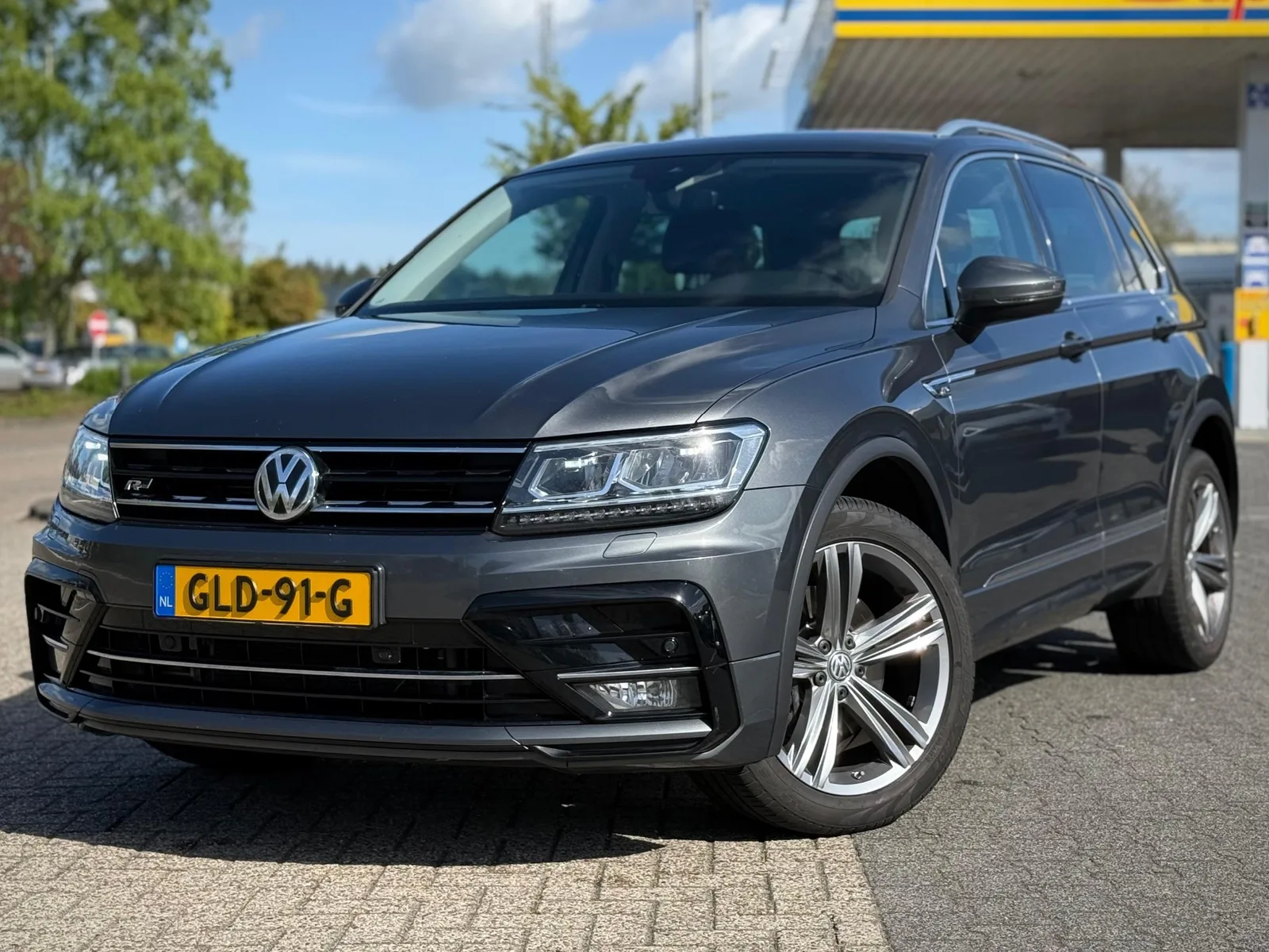 Volkswagen Tiguan (2018) — foto 1