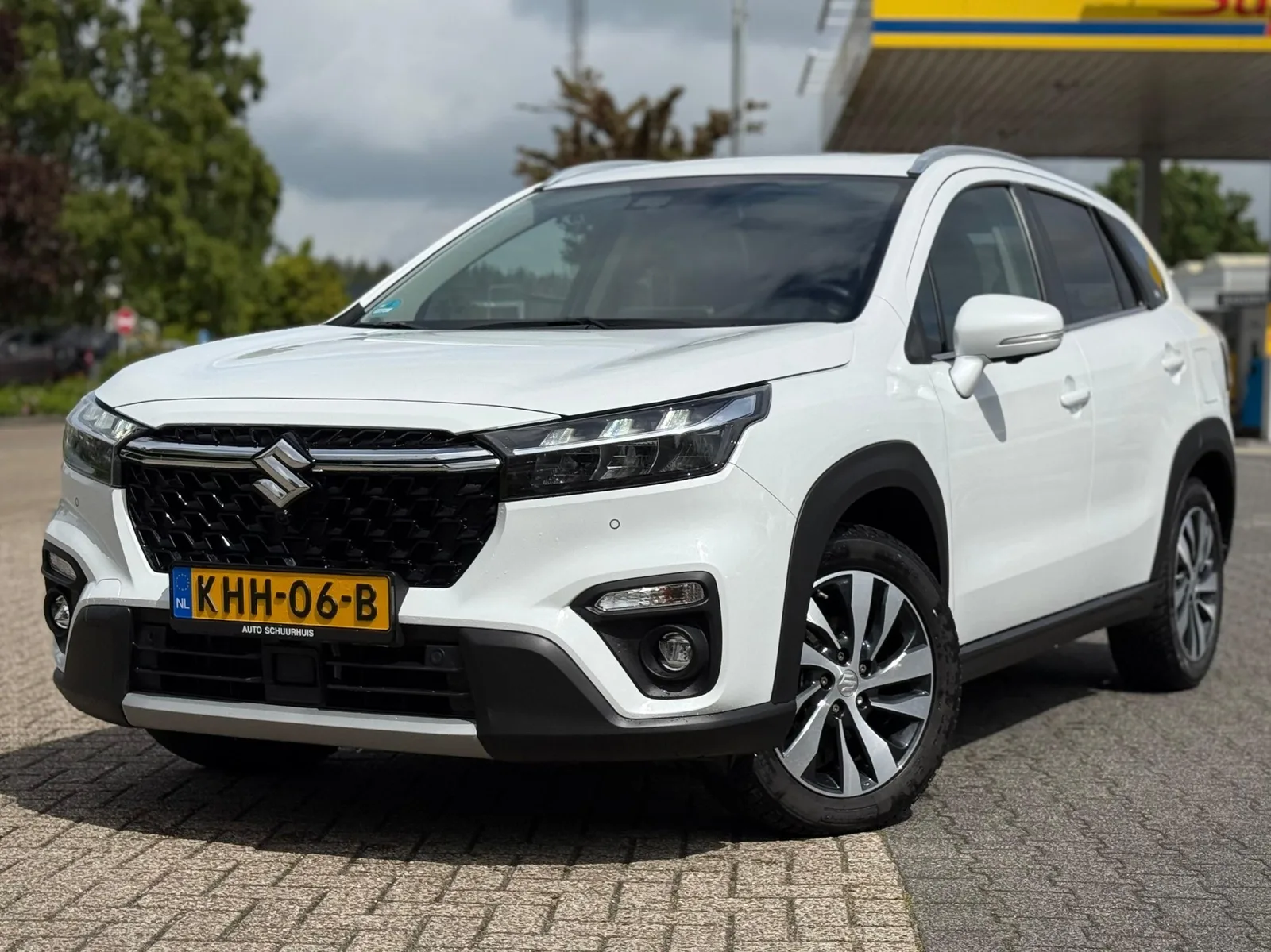 Suzuki S-CROSS (2023) — foto 1