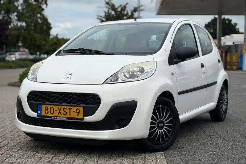 Peugeot 107 (2012)