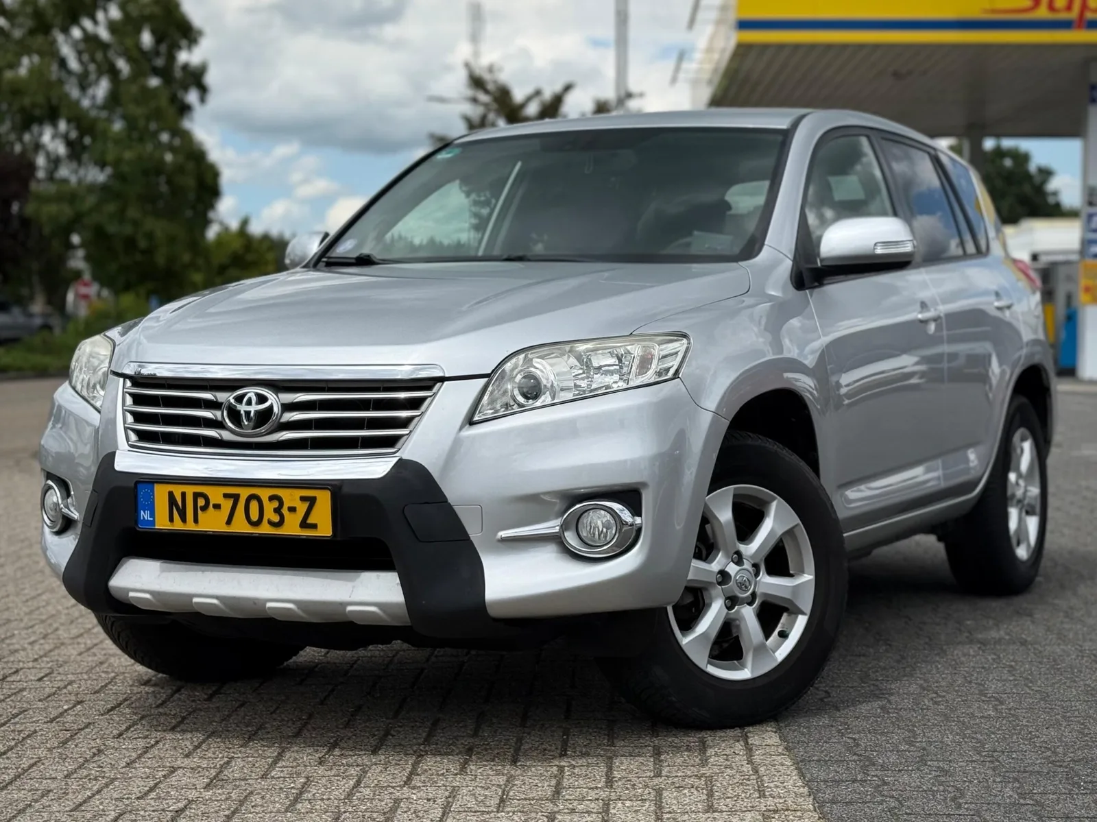 Toyota RAV4 (2012) — foto 1