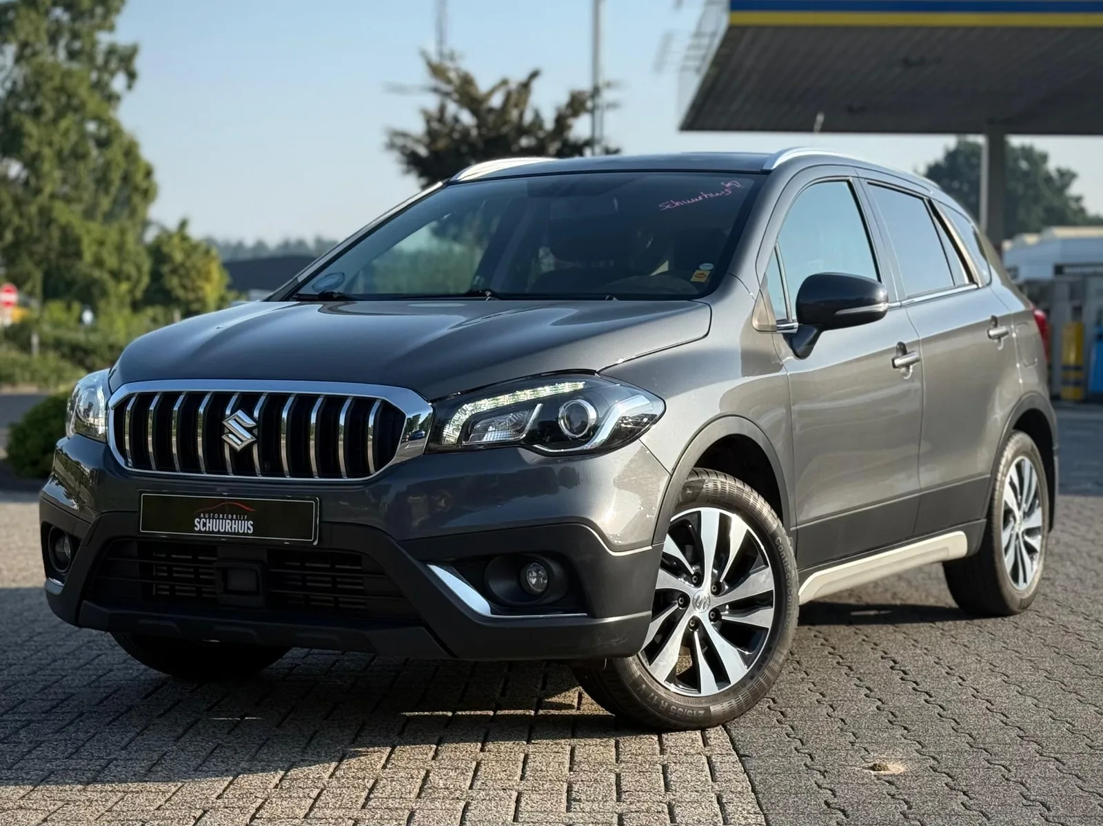 Suzuki S-CROSS (2020) — foto 1
