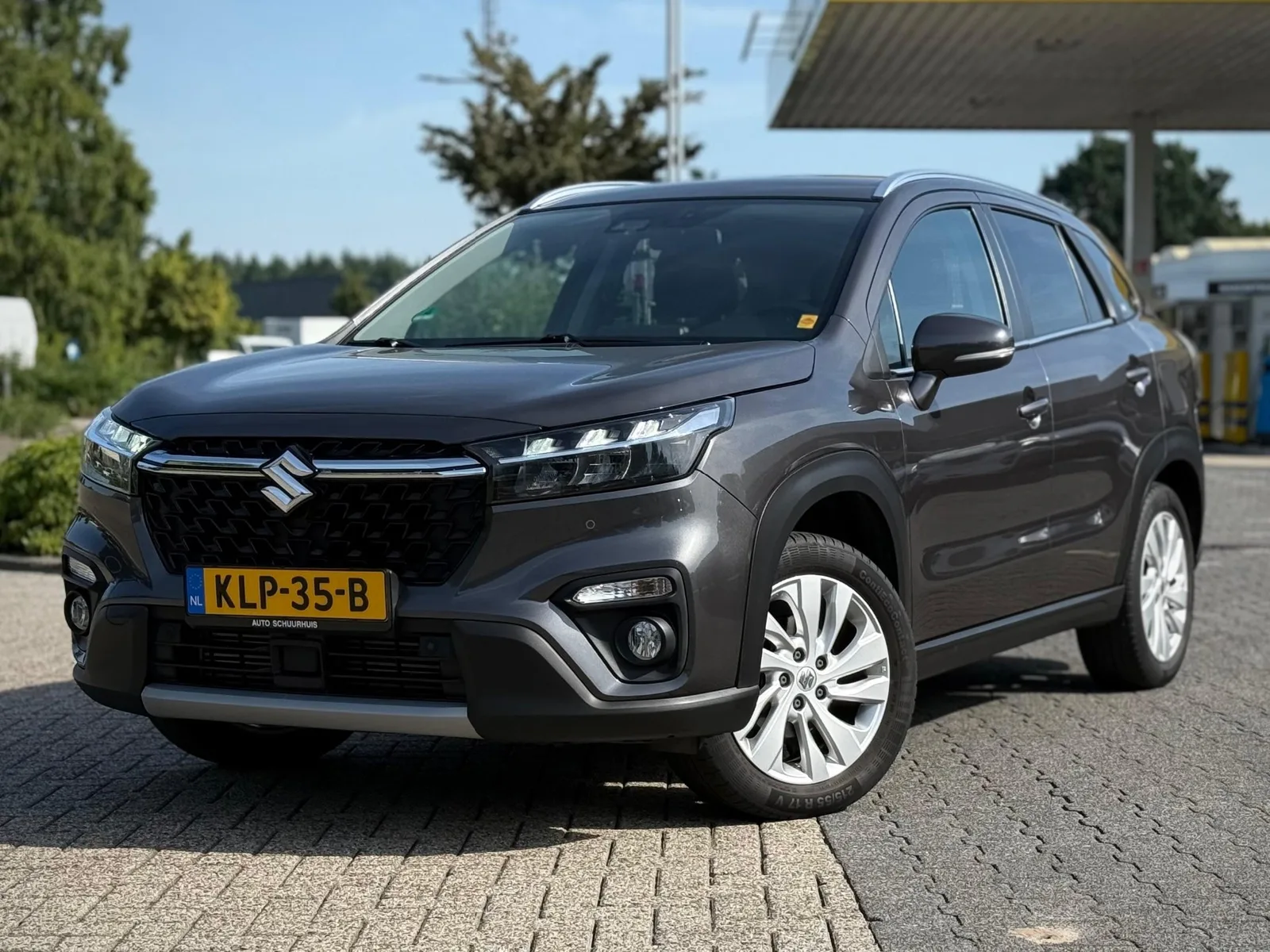 Suzuki S-CROSS (2022) — foto 1