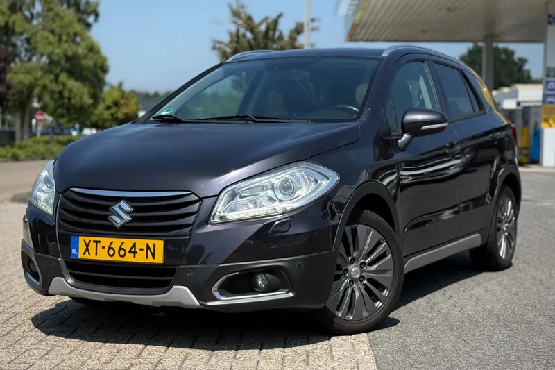 Suzuki SX4 S-Cross (2014)
