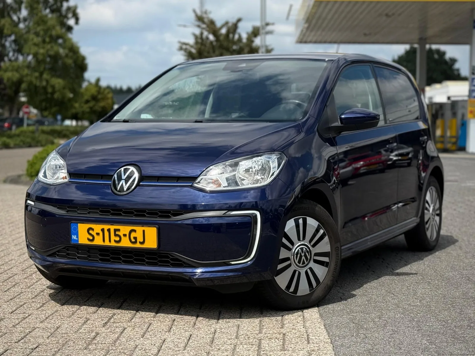 Volkswagen E-UP (2021) — foto 1