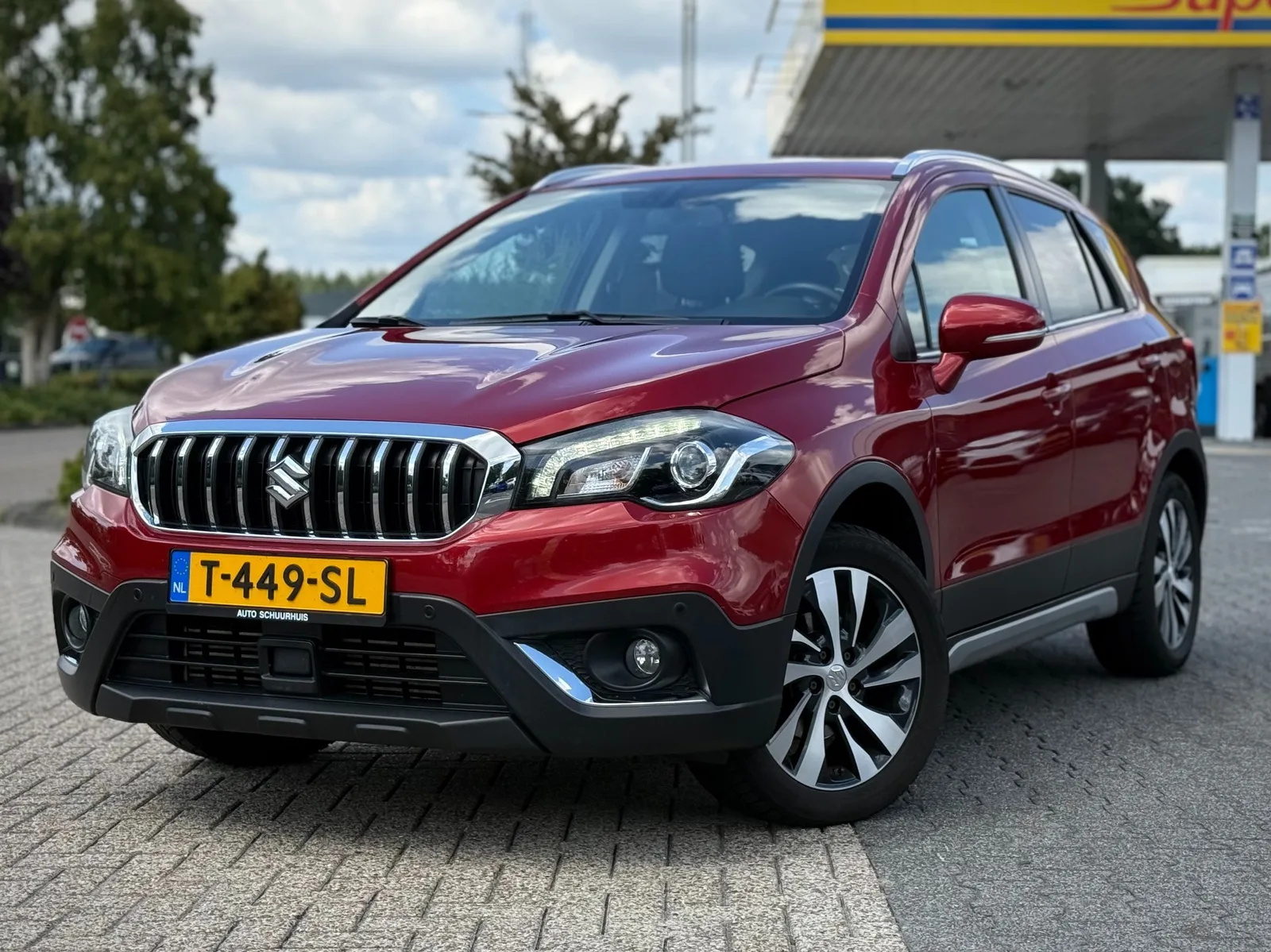 Suzuki S-CROSS (2021) — foto 1
