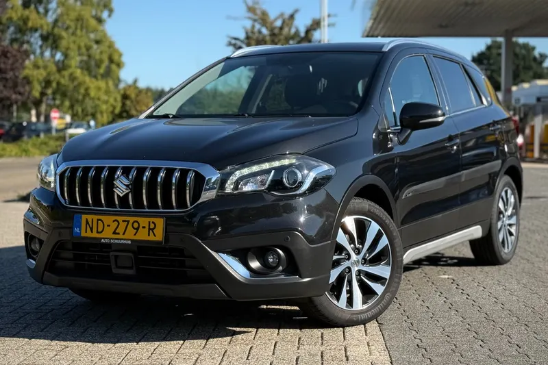 Suzuki S-CROSS (2017)
