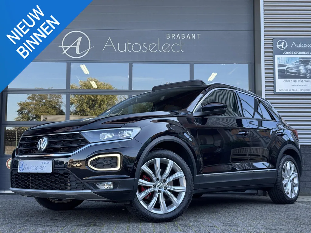 Volkswagen T-Roc (2018) — foto 1