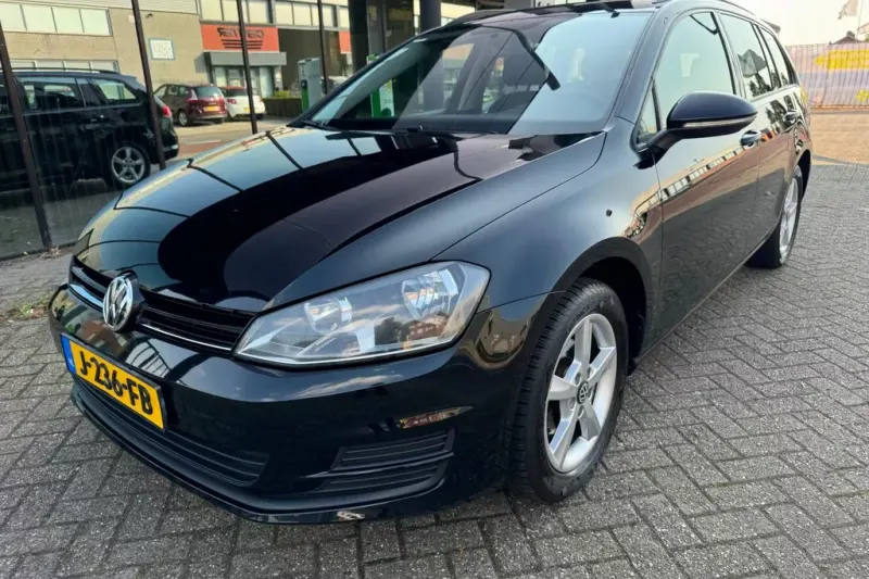 Volkswagen Golf (2014)