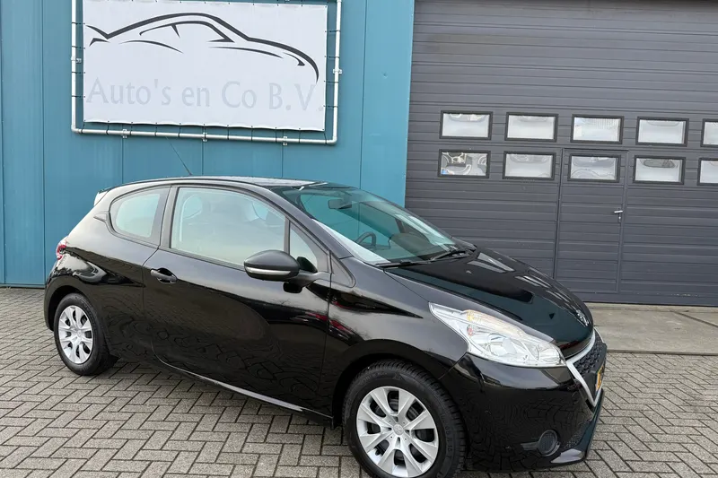 Peugeot 208 (2014)