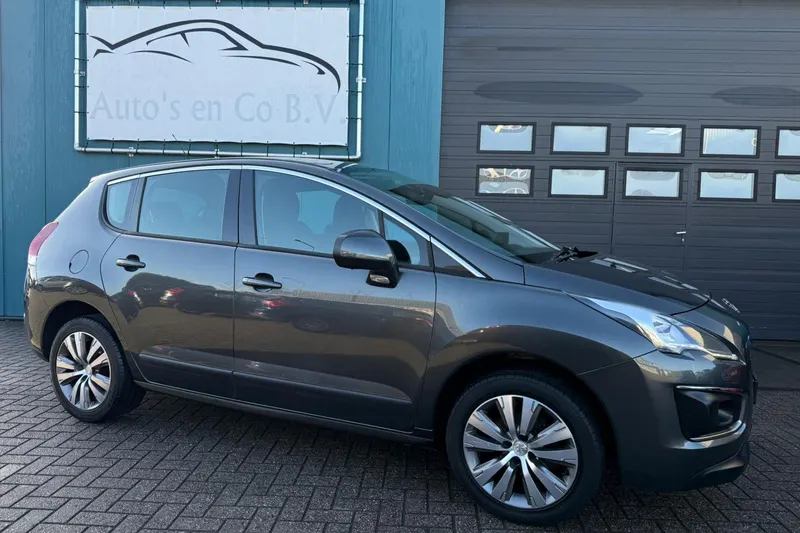 Peugeot 3008 (2015)