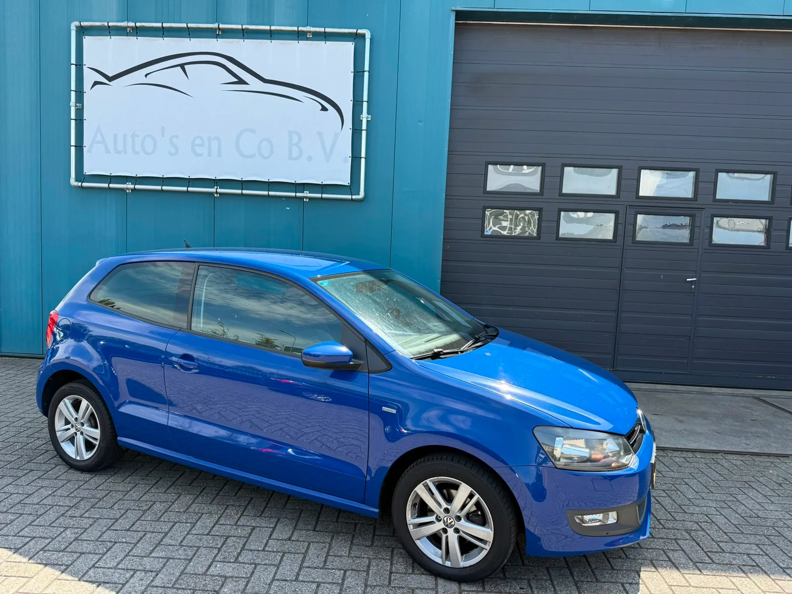 Volkswagen Polo (2013) — foto 1