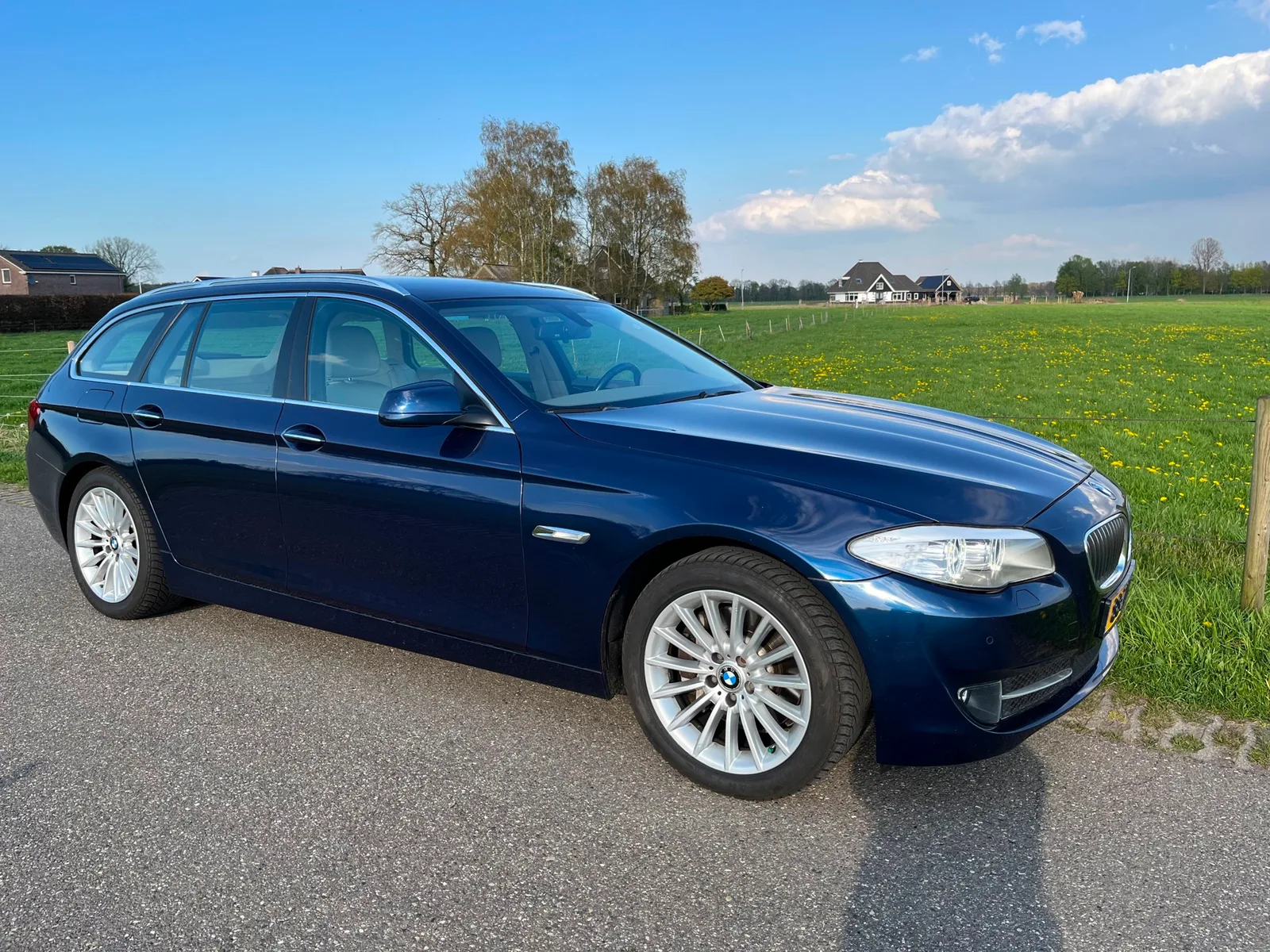 BMW 5-Serie (2013) — foto 1