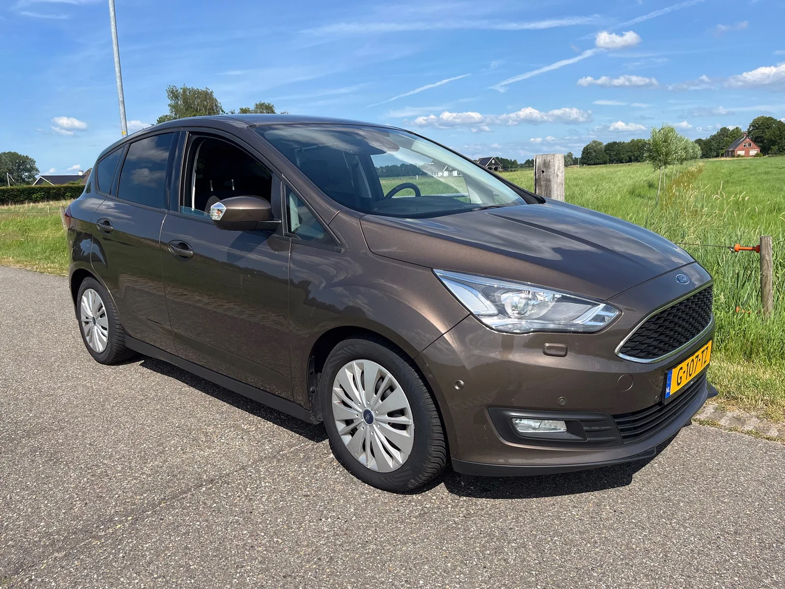 Ford C-Max (2015) — foto 1