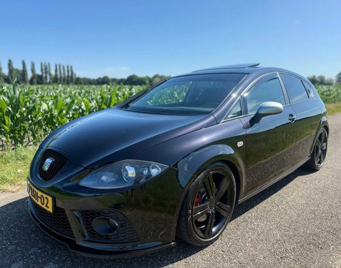 SEAT Leon (2009) — foto 1