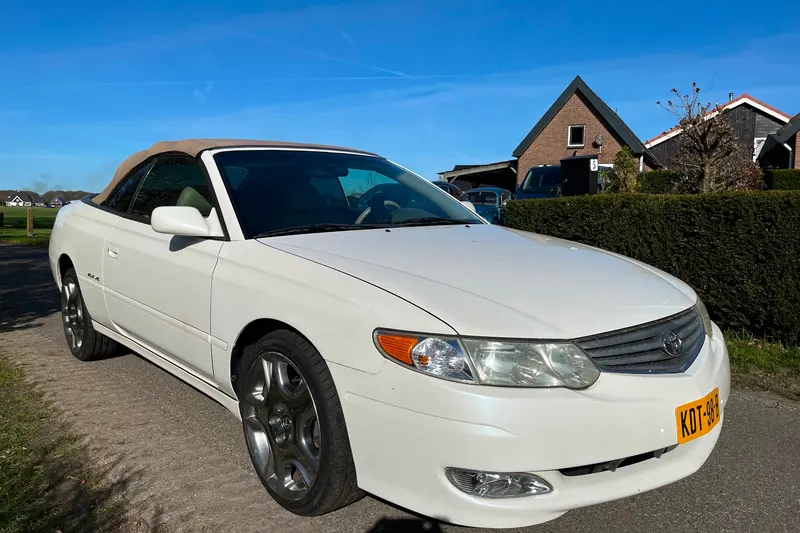 Toyota Camry (2004)