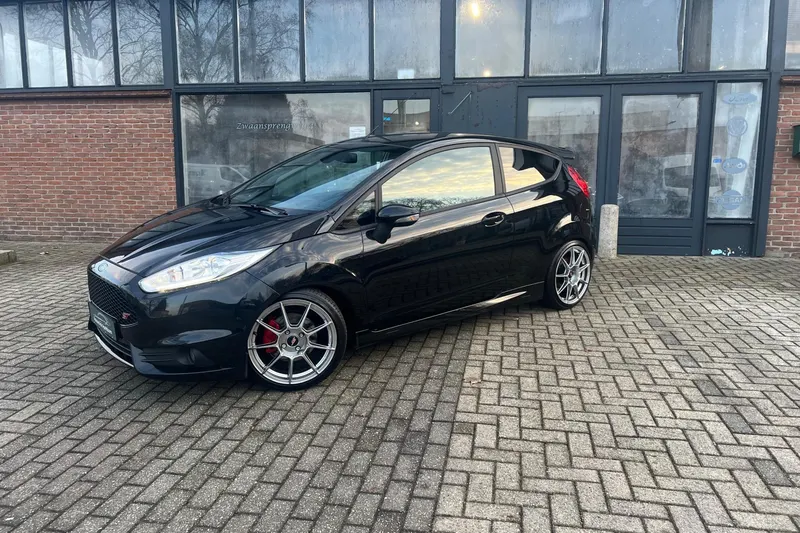 Ford Fiesta (2014)