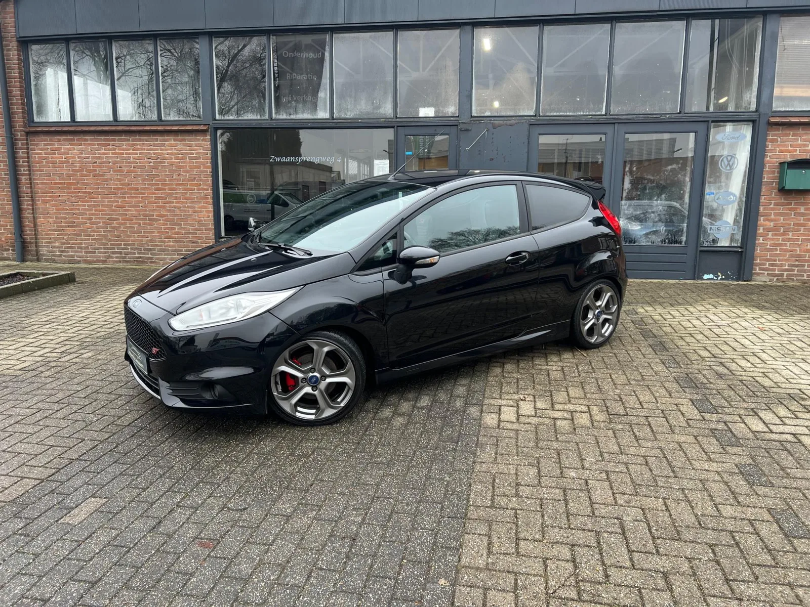 Ford Fiesta (2014) — foto 1