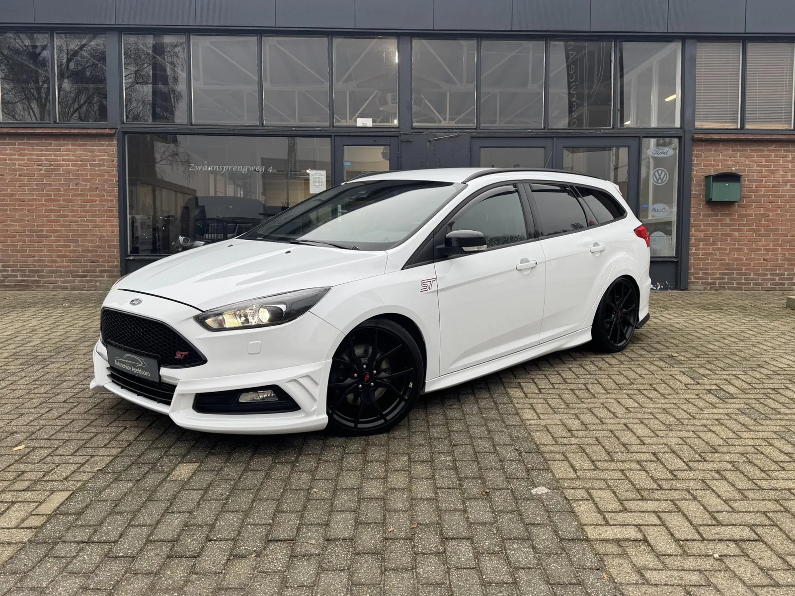 Ford Focus (2018) — foto 1
